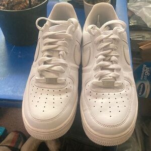 Nike Air Force 1 Men's Low-Top Sneakers